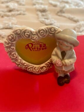 Kim Anderson Heart Picture Frame with Cherubic Figurine - Cream and Pink